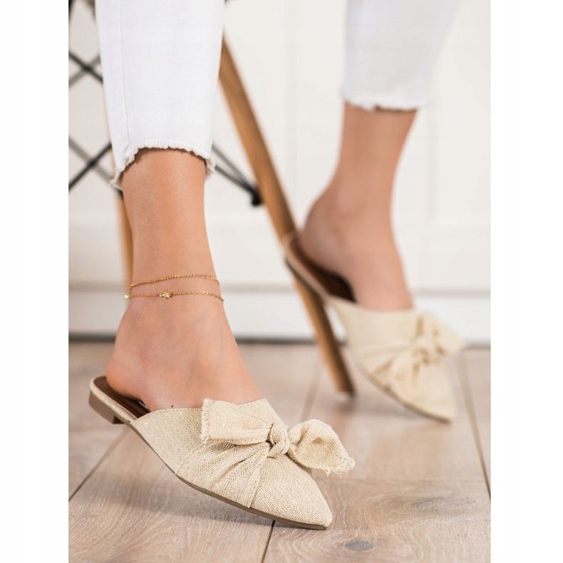 SHELOVET Chinelos elegantes em spitz bege 1