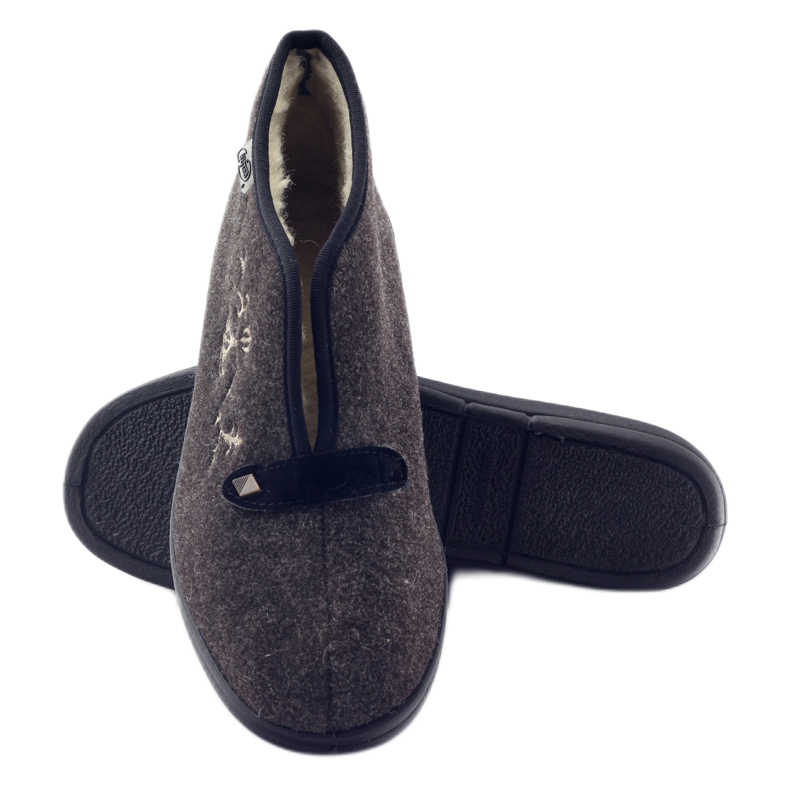 Chinelos isolados femininos Befado 031d027 marrom cinza 3