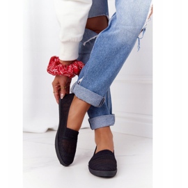 Tênis Preto Chillout Openwork Slip-On 2