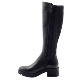 Botas pretas. Hit da moda Arka 2938 preto 2
