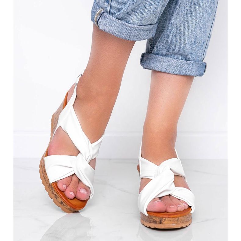 Sandálias brancas com salto em cunha Buenos Aires branco 1