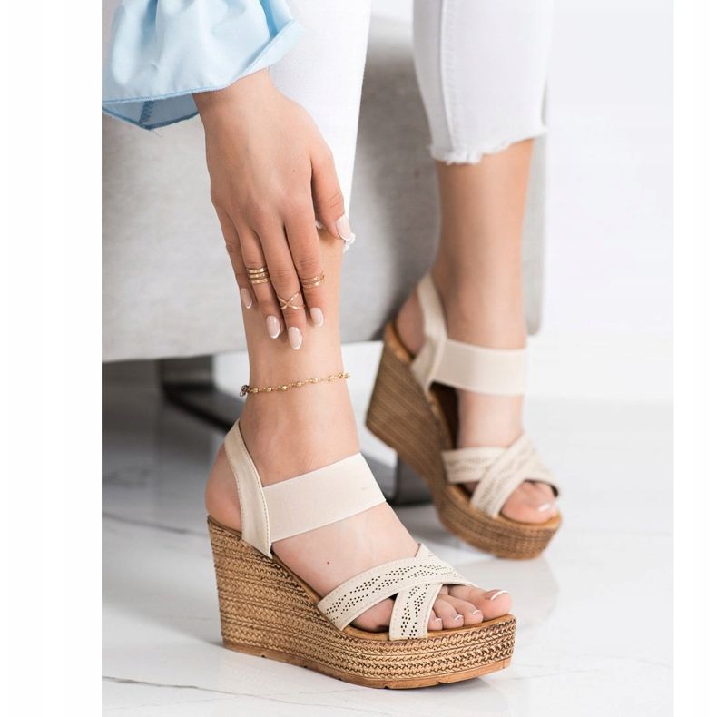 Sea Elves Sandálias leves deslizantes bege 1