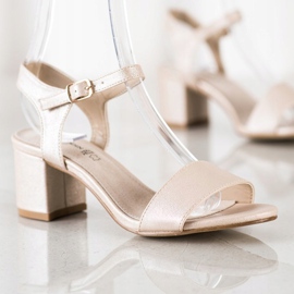 Goodin Sandálias confortáveis em um bar dourado 1 Goodin Sandálias confortáveis em um bar dourado 1