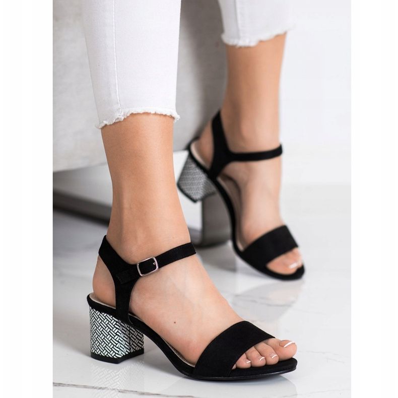 Goodin Sandálias confortáveis ​​em um bar branco preto 1