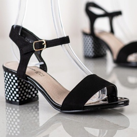 Goodin Sandálias confortáveis ​​em um bar branco preto 1