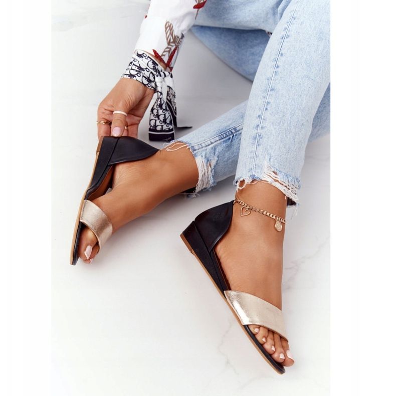 Sandálias de couro Maciejka 1971-46 Preto e dourado 1