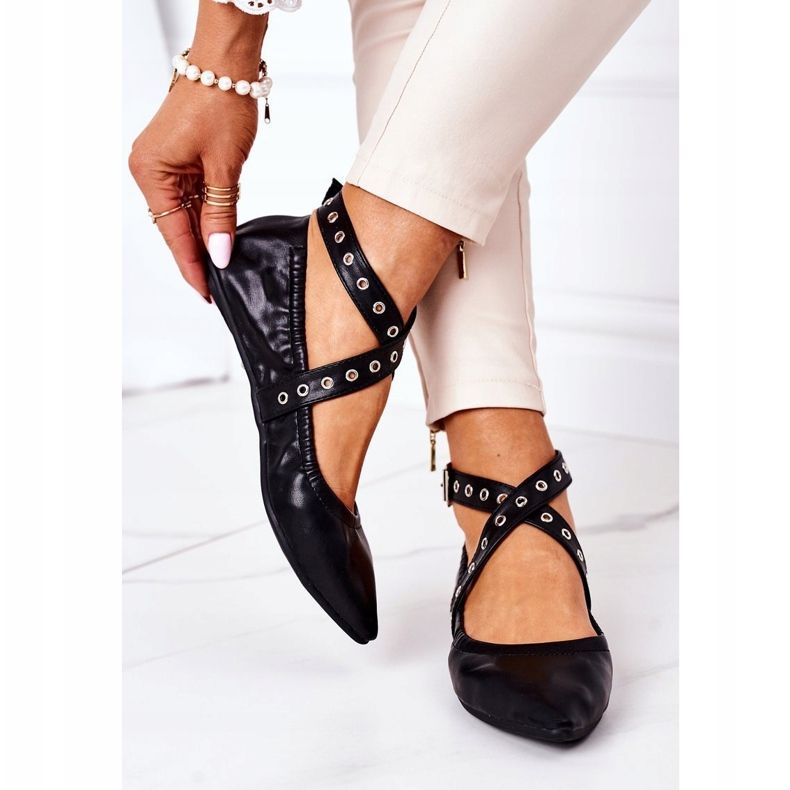 Bailarinas de couro dobrado Lu Boo preto 2