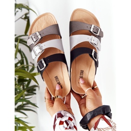 Chinelos com perfil de couro Big Star HH274588 Preto e Prata 1