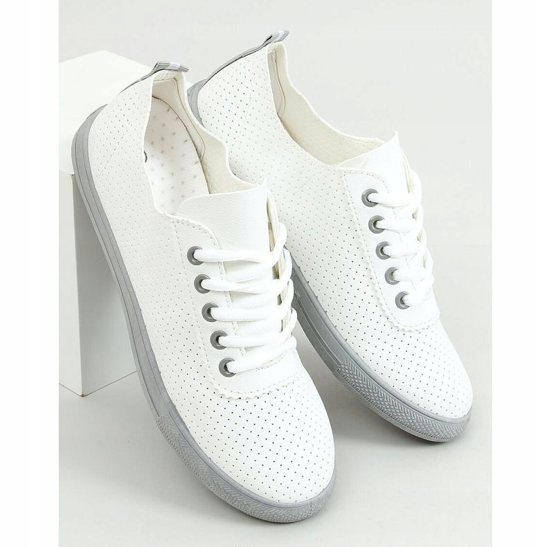 Tênis cinza e branco com atacadores LA44 Gray 1 Tênis cinza e branco com atacadores LA44 Gray 1