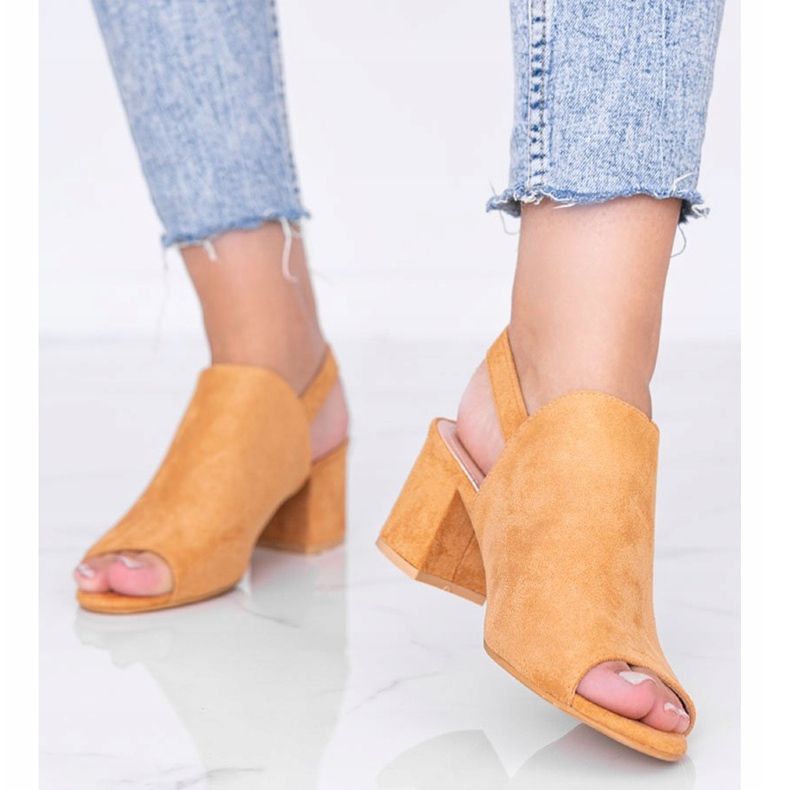 Sandálias de camelo em um poste com parte superior Blubbery marrom 1