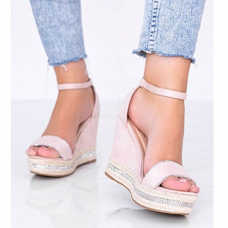 Sandálias de cunha bege com zircônia cúbica de Sun Sparrow 1 Sandálias de cunha bege com zircônia cúbica de Sun Sparrow 1