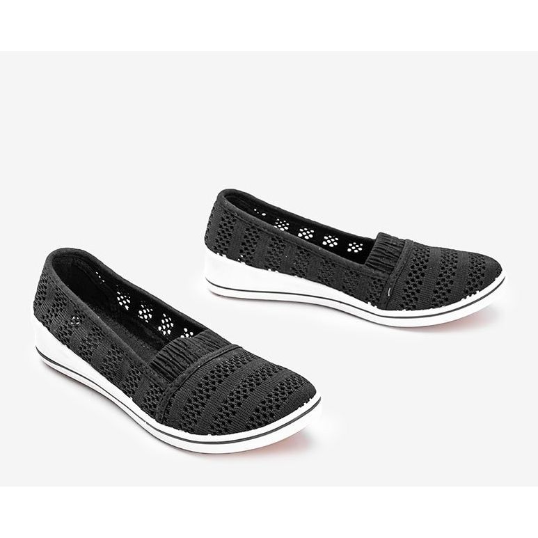 Tênis Black Slip On na cunha do SoHo preto 1
