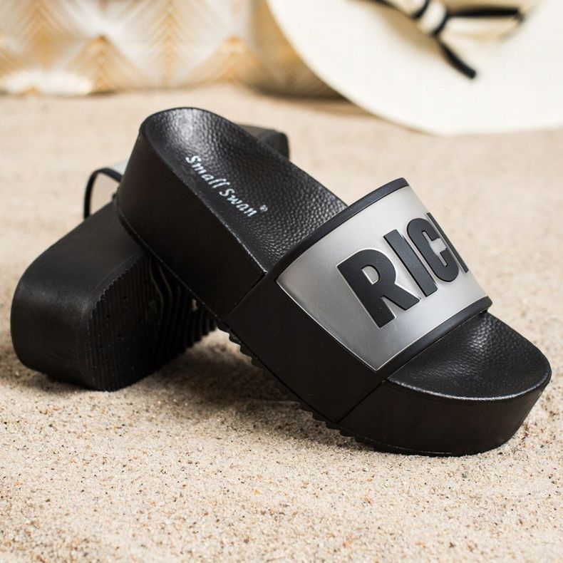 Small Swan Chinelos com plataforma rica preto 1