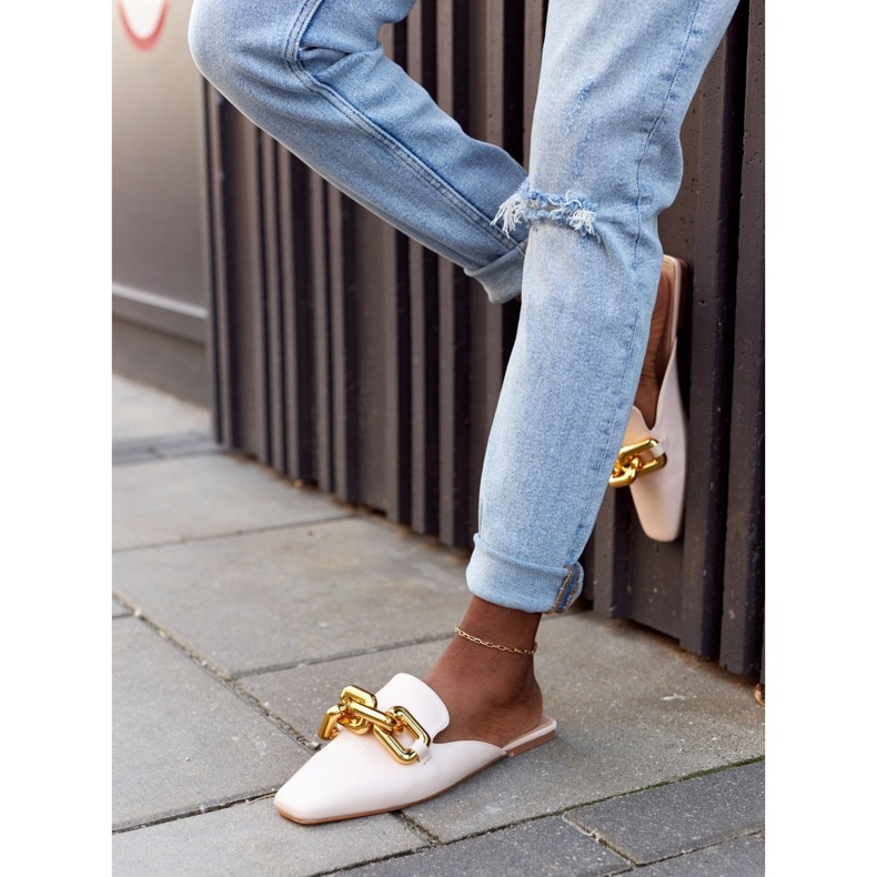 Chinelos Bege com parte superior e Bege Corrente Chame-me 2