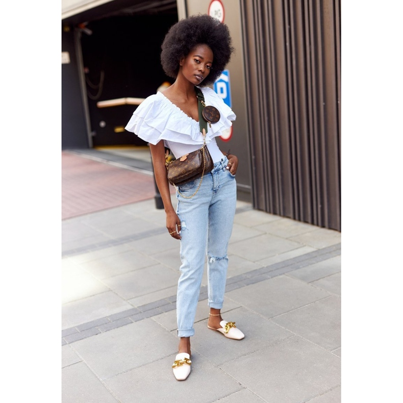 Chinelos Bege com parte superior e Bege Corrente Chame-me 1