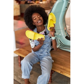 Chinelos femininos Big Star HH274A040 amarelo 2