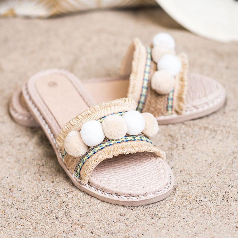 SHELOVET Chinelos com pompons marrom 2