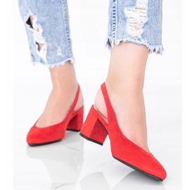 Bombas vermelhas no posto de Petty vermelho 1