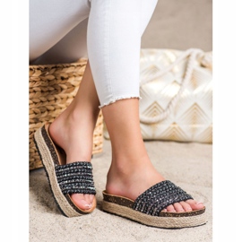 Groto Gogo Chinelos pretos com tachas 1