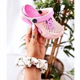 Chinelos rosa infantil Pink Crocs Olivia 2