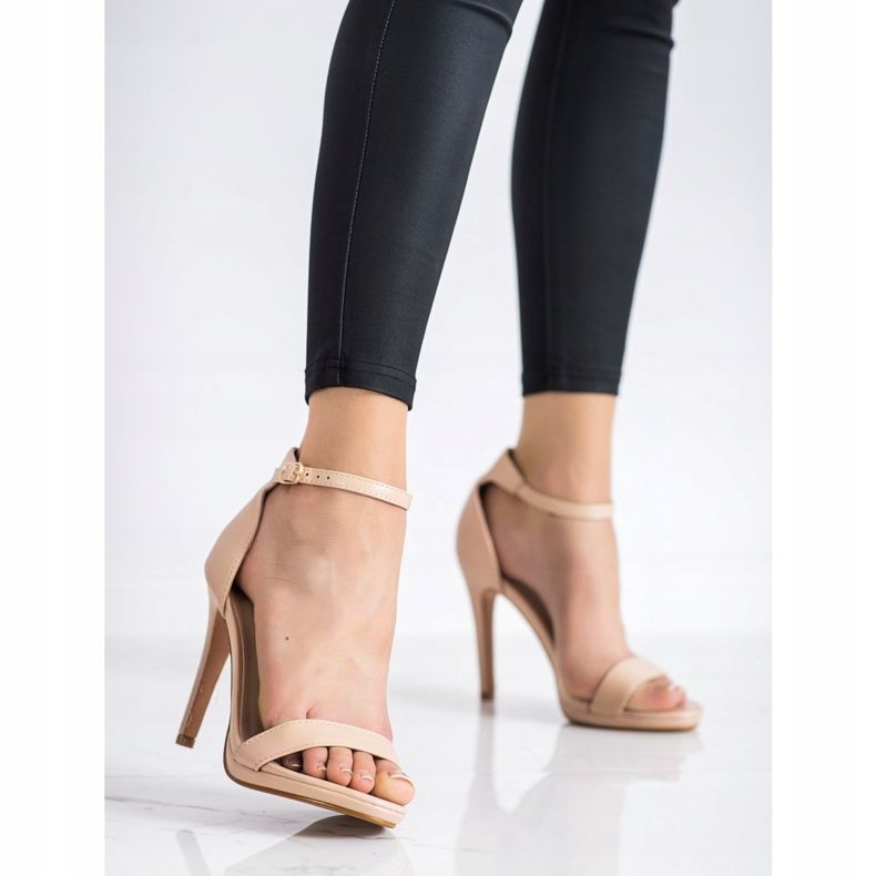 Renda Sandálias clássicas de salto alto bege 1 Renda Sandálias clássicas de salto alto bege 1