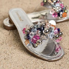 Sabatina Chinelos transparentes com enfeites cinza 1