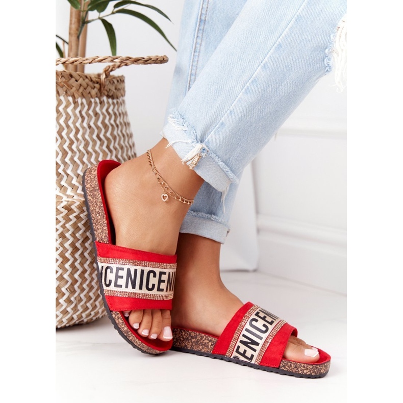 Chinelos vermelhos em cortiça com zircônia cúbica Be Nice 2
