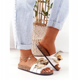 PS1 Chinelos brancos com corrente na última dança 2