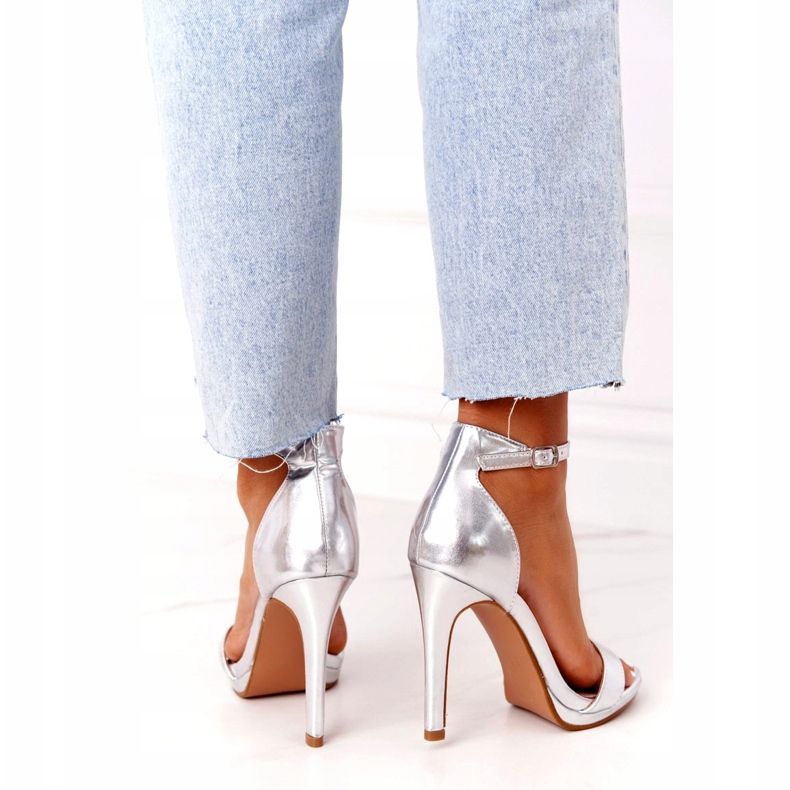PG1 Sandálias elegantes com salto glamour prateado prata 3 PG1 Sandálias elegantes com salto glamour prateado prata 3