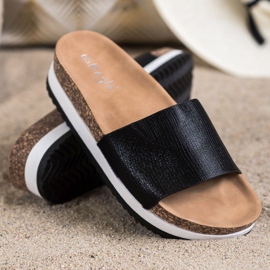 Kayla Chinelos na plataforma preto 1