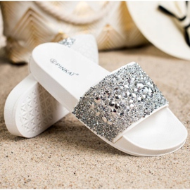 SHELOVET Chinelos com enfeites branco prata 2 SHELOVET Chinelos com enfeites branco prata 2