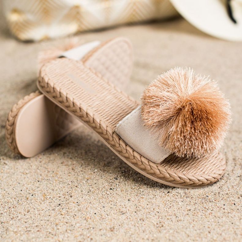 Bestelle Chinelos com pompom bege marrom 1