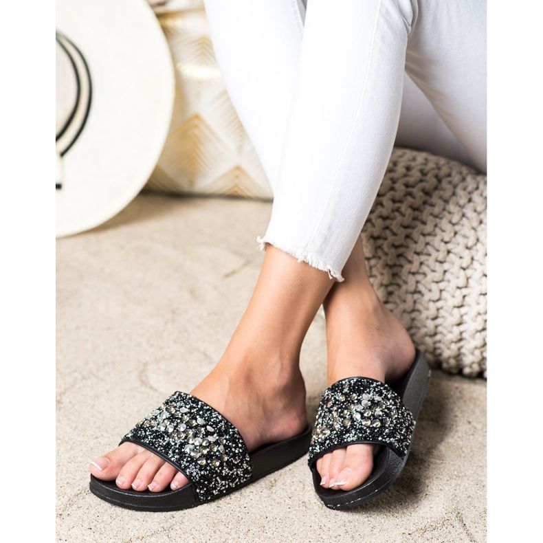 SHELOVET Chinelos com enfeites preto 1