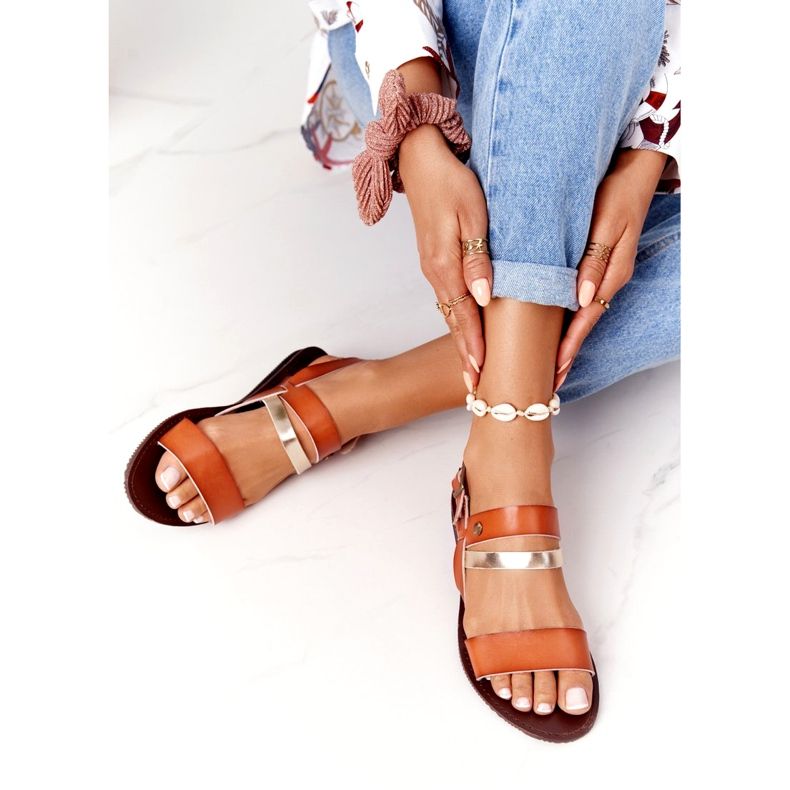 Sandálias rasteiras femininas, Doris marrom e dourado 5