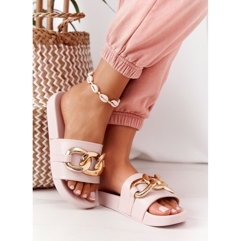 PS1 Chinelos de borracha bege de um momento com corrente 2