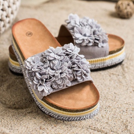 SHELOVET Chinelos na plataforma com enfeite cinza 1