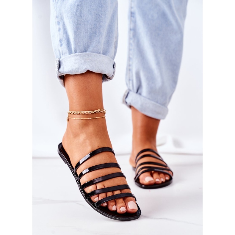 Chinelos lisos de borracha pretos viajam comigo 1