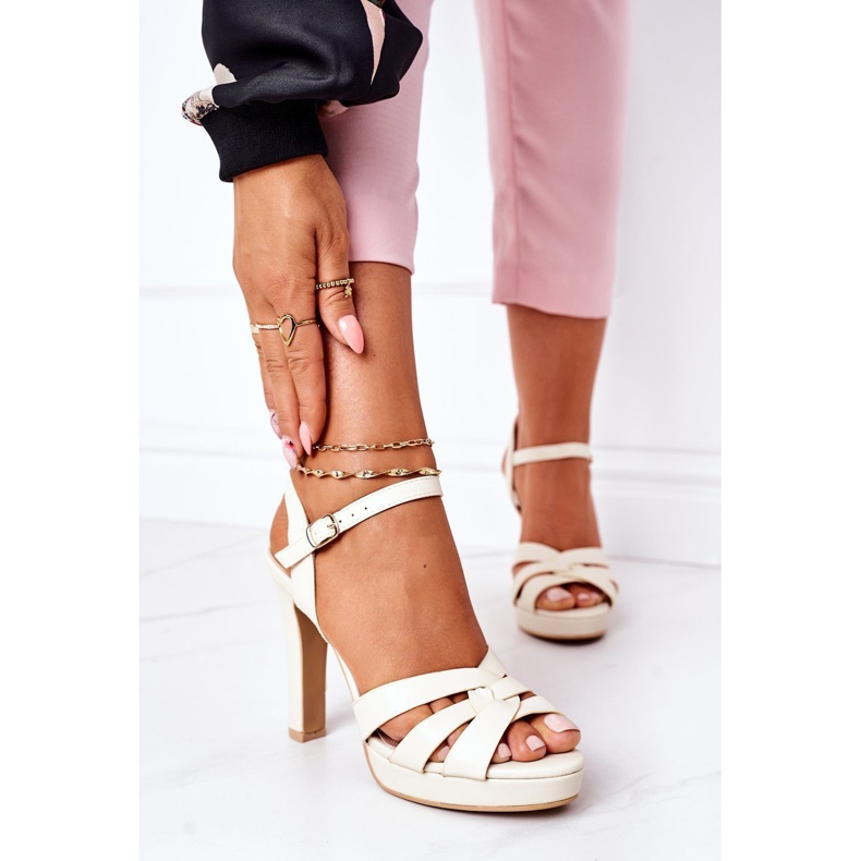 PW1 Sandálias elegantes em um bar bege Anastasia 2