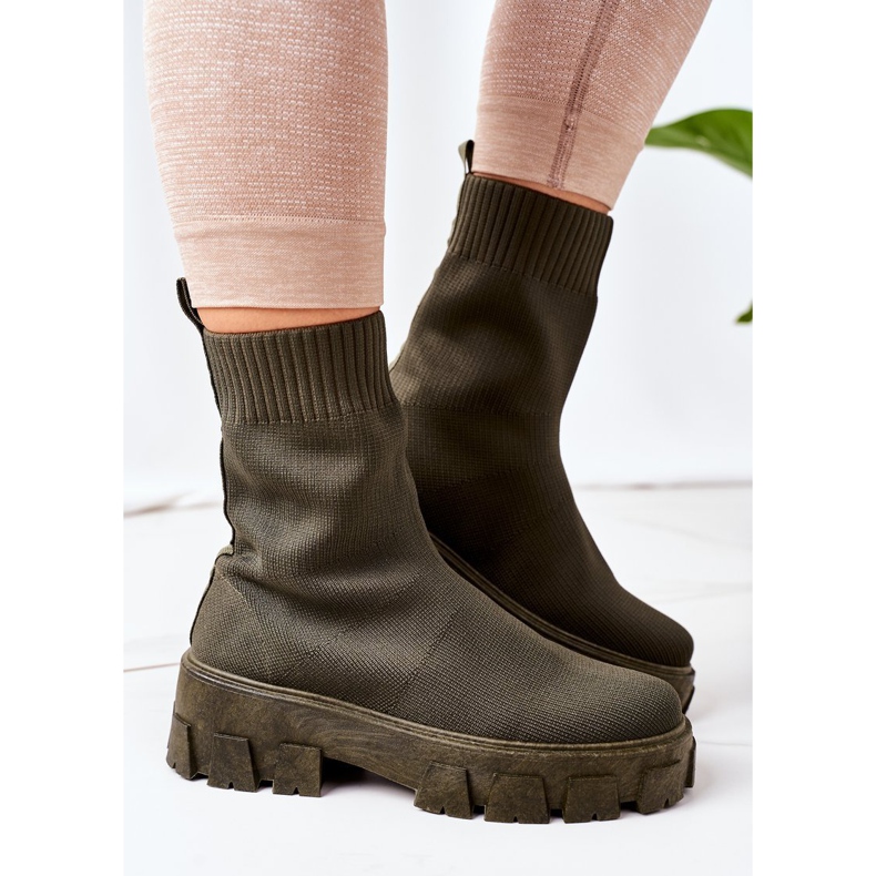 PS1 Trabalhadores de tecido elástico na plataforma de inspiração verde 1