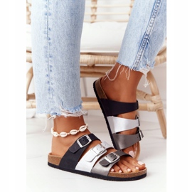 Chinelos com perfil de couro Big Star HH274588 Preto e Prata 4