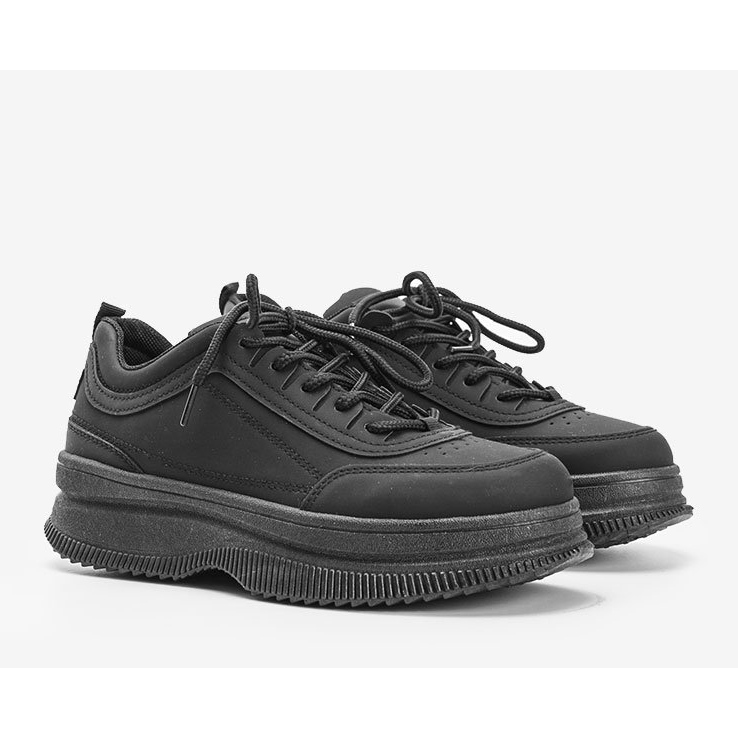 Tênis preto com acabamento fosco Andreia 1 Tênis preto com acabamento fosco Andreia 1