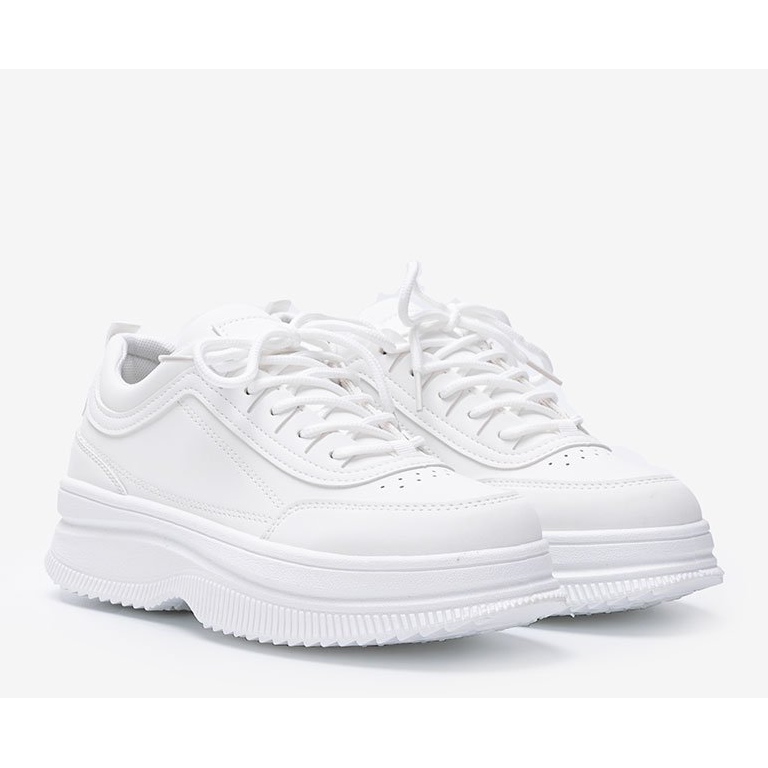 Tênis branco com acabamento fosco Andreia 1 Tênis branco com acabamento fosco Andreia 1