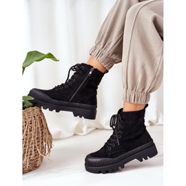 PV1 Trabalhadores de camurça na plataforma preta, aqui estou eu preto 2