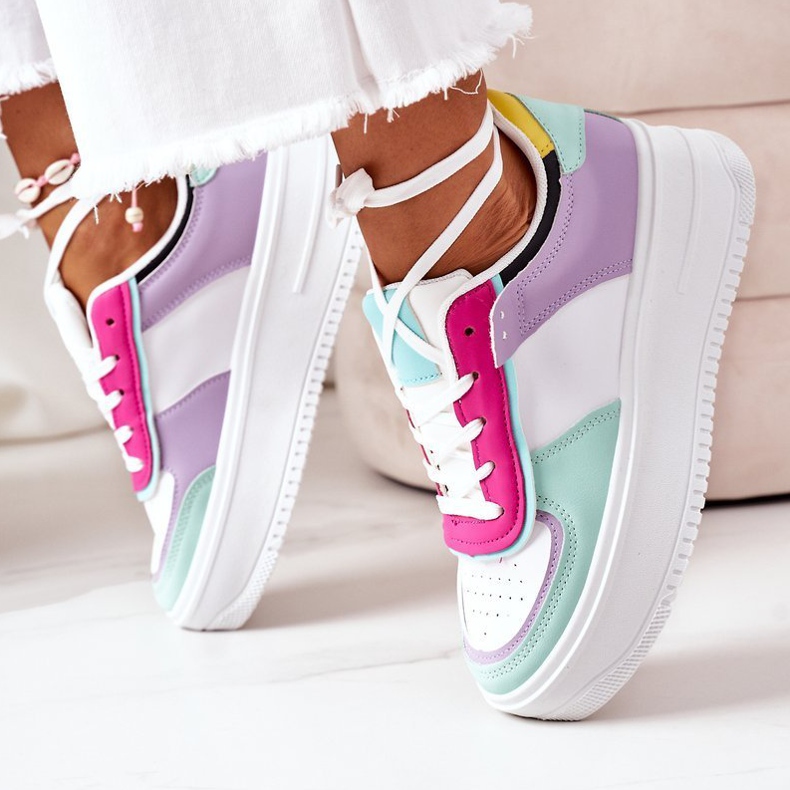 Sapatos esportivos tênis na plataforma branco-violeta Freedom multicolorido 1