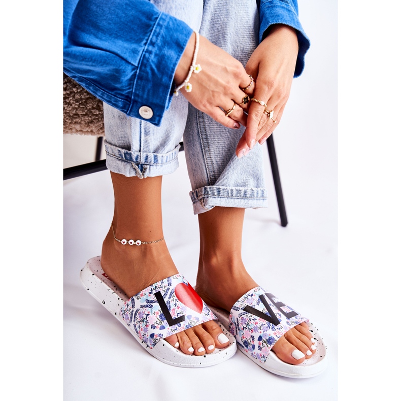 Chinelos femininos Big Star Love Branco DD274A256 1