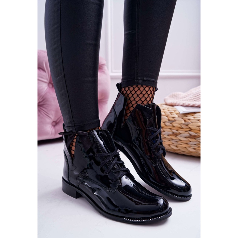 Botas femininas de salto plano lacado preto Nicole 2420 2