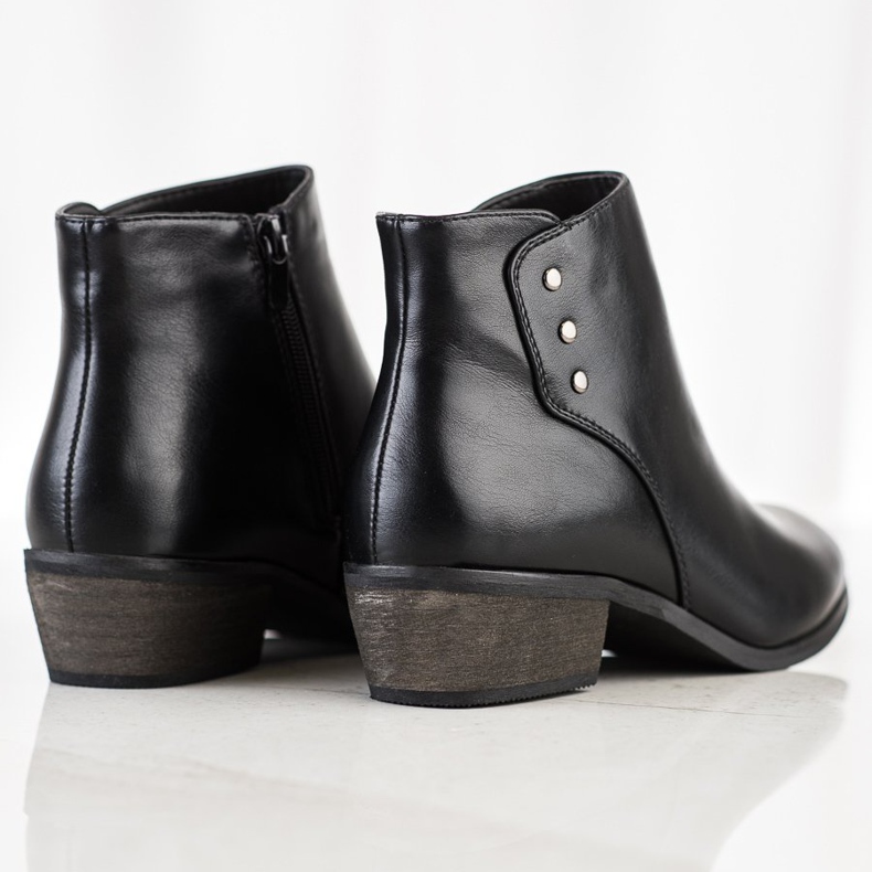 J. Star Botas casuais em um poste baixo preto 1