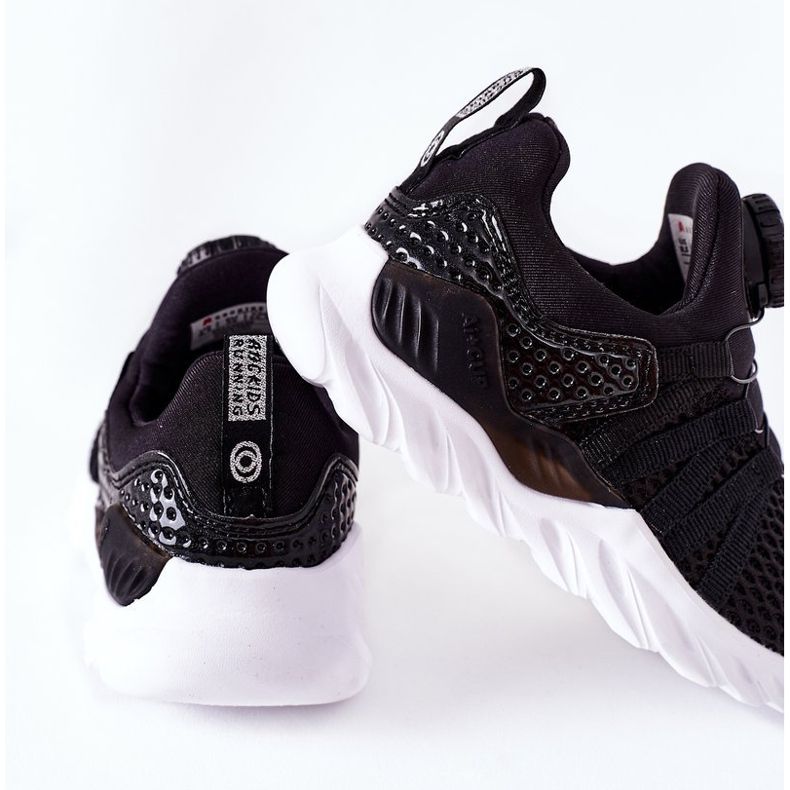 Calçado desportivo infantil com botão ABCKIDS preto 1 Calçado desportivo infantil com botão ABCKIDS preto 1