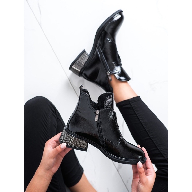 Filippo Botas elegantes com salto decorativo preto 1 Filippo Botas elegantes com salto decorativo preto 1