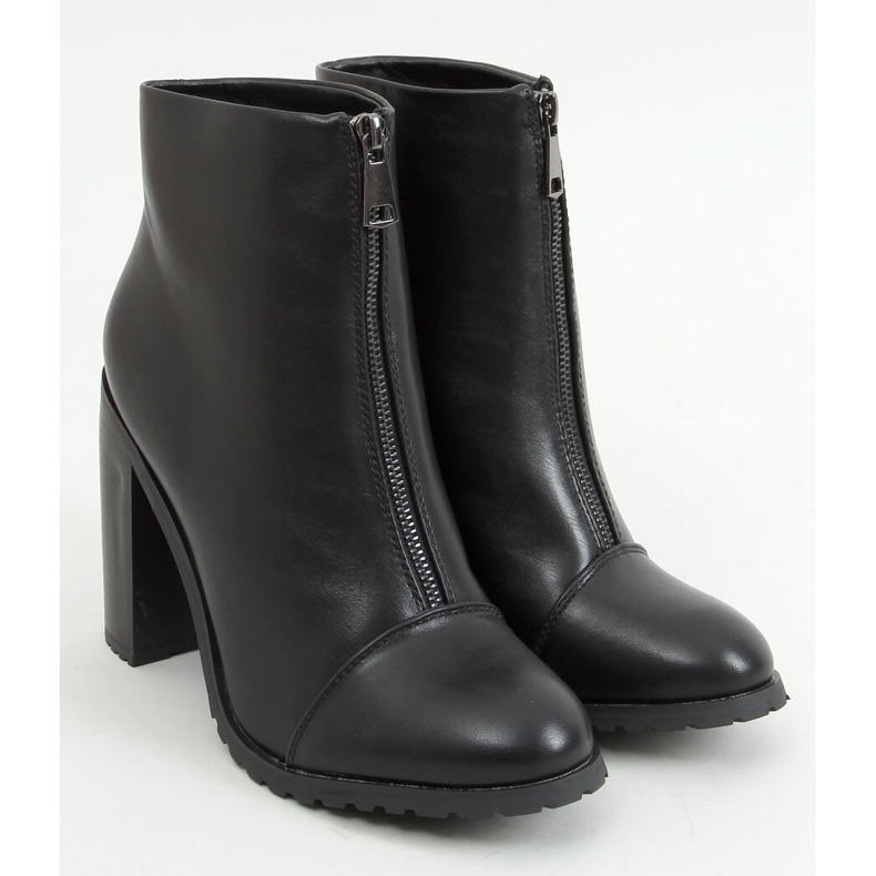 Botas pretas no poste 801 Black preto 1